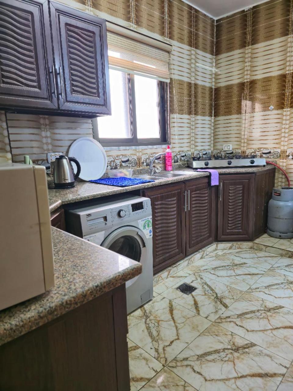 Furnished Apartment For Rent In Jarash شقة مفروشة للإيجار في جرش Bagian luar foto