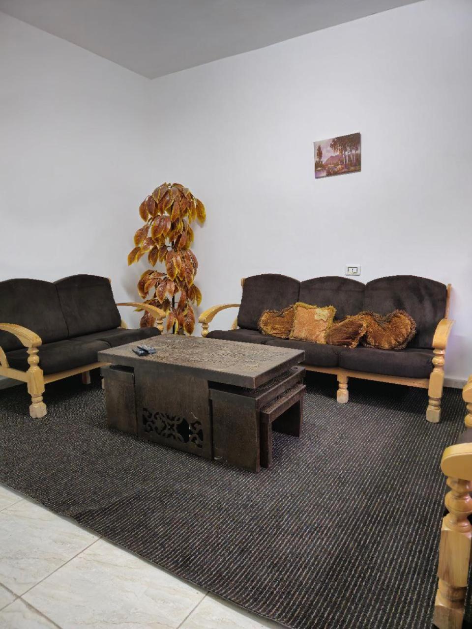 Furnished Apartment For Rent In Jarash شقة مفروشة للإيجار في جرش Bagian luar foto